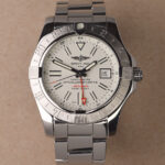 Breitling Avenger 2 GMT "Polar" 43mm Reference A3239011 — photo 4