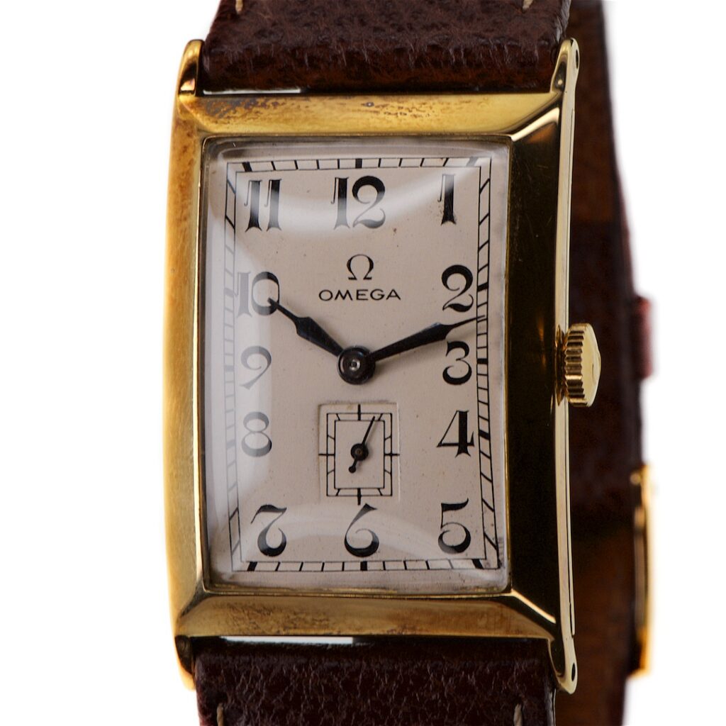 Omega Art Deco 18K Yellow Gold Tank 25 x 33mm — photo 1