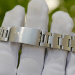 Rolex Oyster Perpetual Date 34mm Reference 15000 U Serial — photo 4