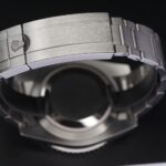 Rolex Submariner Date 'HULK' 40mm Reference 116610LV — photo 6