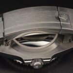 Rolex Submariner Date 'HULK' 40mm Reference 116610LV — photo 11