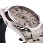 Rolex Oyster Perpetual 39mm Ref 114300 — photo 4