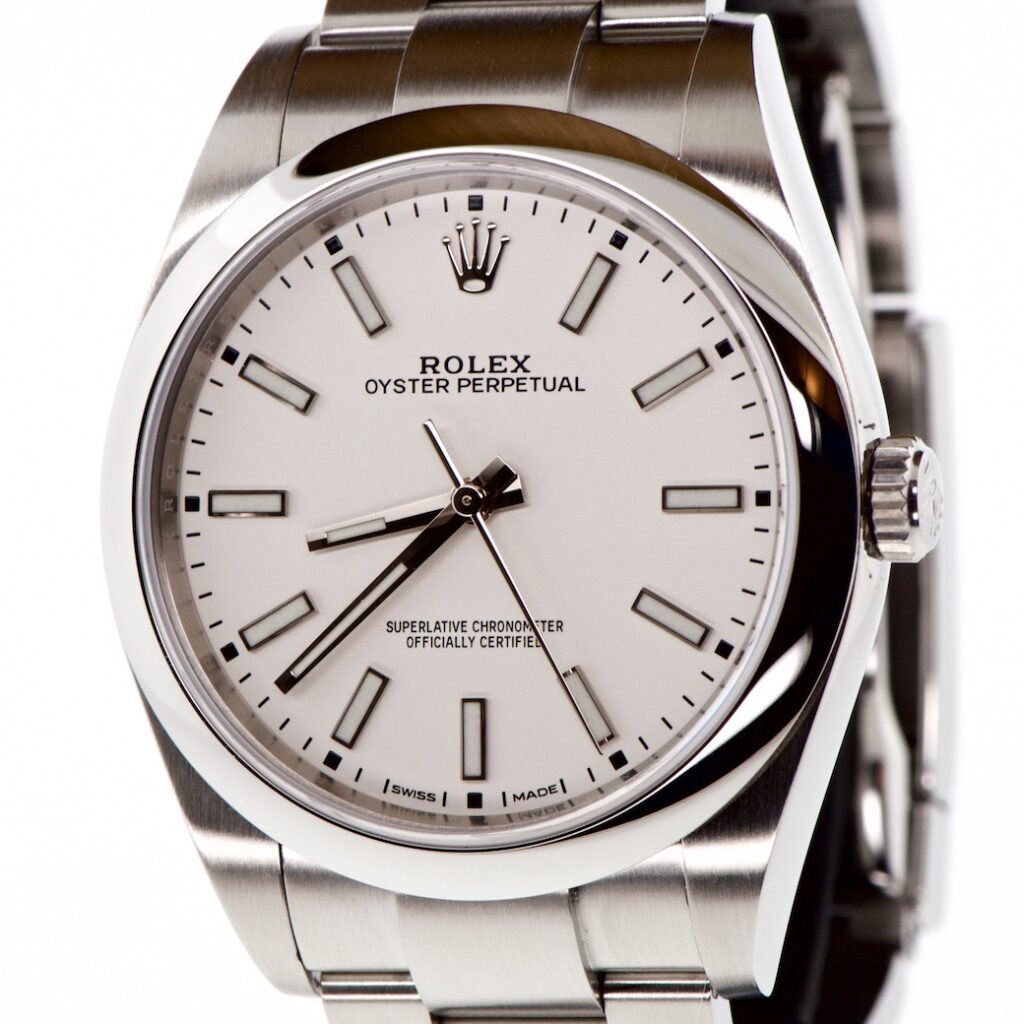 Rolex Oyster 39mm Ref: 114300 — photo 1