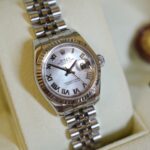 Rolex Date Just 26mm MOP Dial — photo 8